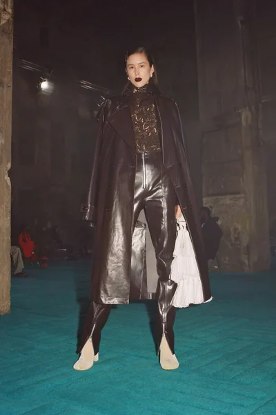 Look 48